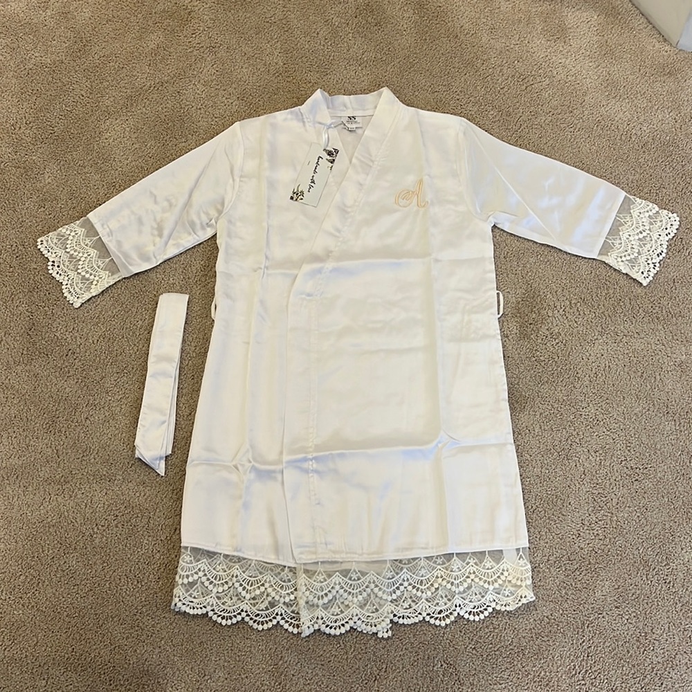SS Weddings Bridal Robe*
